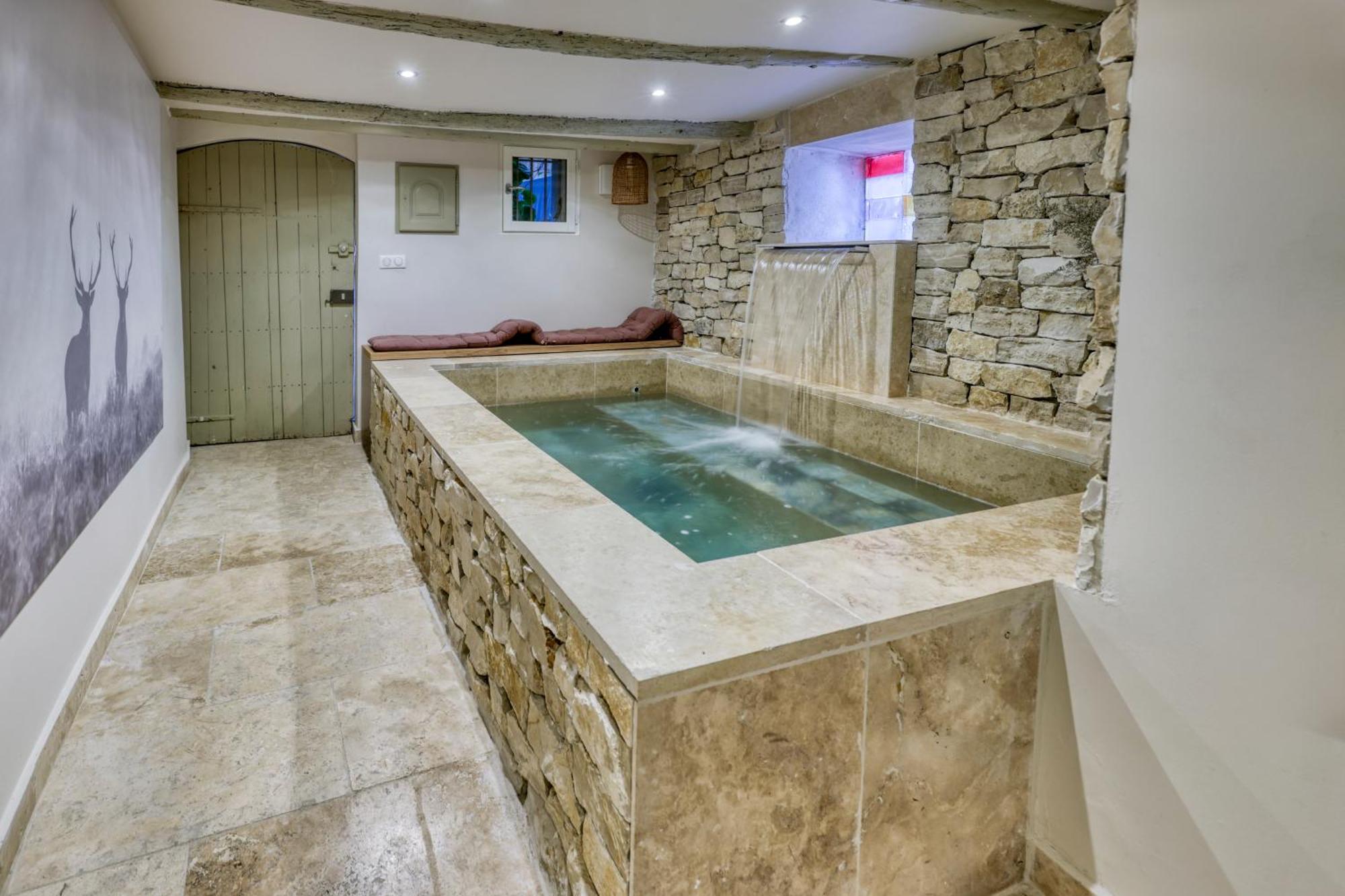 Les Jasmins En Provence Villa LʼIsle-sur-la-Sorgue Екстериор снимка